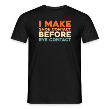 Baskets - T-shirt homme - noir - Devant - AI Model Male 178 light (178cm)