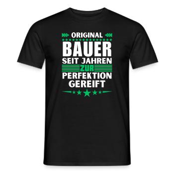 Zur Perfektion gereifter Bauer - Männer T-Shirt - Schwarz - Vorne - AI Model Male 178 light (178cm)