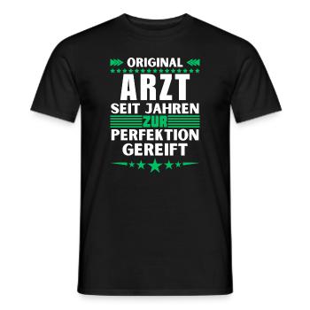 Doctor matured to perfection - Men's T-Shirt - black - Front - AI Model Male 178 light (178cm)