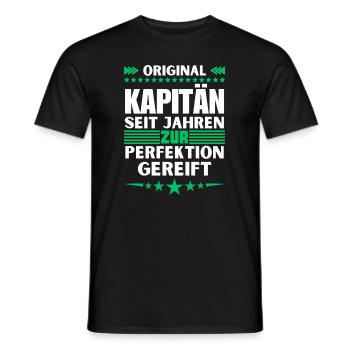 Captain matured to perfection - Men's T-Shirt - black - Front - AI Model Male 178 light (178cm)