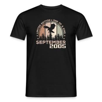 Unvergleichlich seit September 2005 19 Jubiläum - Männer T-Shirt - Schwarz - Vorne - AI Model Male 178 light (178cm)