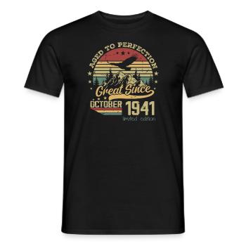 83 years old Aged to perfection born: October 1941 - Men's T-Shirt - black - Front - AI Model Male 178 light (178cm)