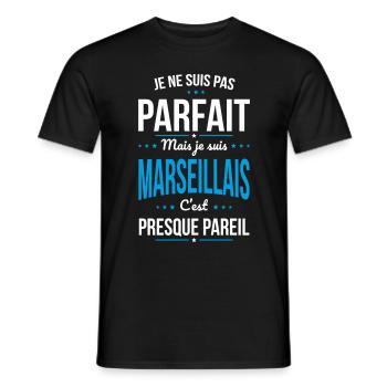 Je ne suis pas parfait mais je suis Marseillais - T-shirt homme - noir - Devant - AI Model Male 178 light (178cm)
