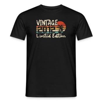 Vintage 2012 Millésime 2012 Cadeau D'anniversaire - T-shirt homme - noir - Devant - AI Model Male 178 light (178cm)