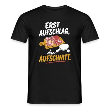 Erst Aufschlag dann Aufschnitt Tischtennis Spruch - Männer T-Shirt - Schwarz - Vorne - AI Model Male 178 light (178cm)