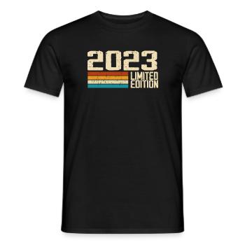 Born in 2023 - Vintage 2023 Retro Anniversary - Men's T-Shirt - black - Front - AI Model Male 178 light (178cm)