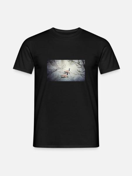 Pair of large birds - Men's T-Shirt - black