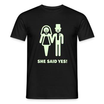 She said yes! (Wedding / Marriage) - Men's T-Shirt - black - Front - AI Model Male 178 light (178cm)