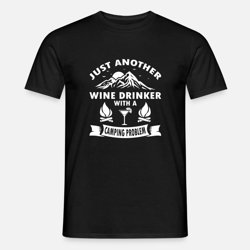 Wine Drinker With A Camping - Männer T-Shirt - Schwarz