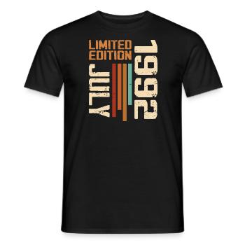 Juli 1992 Geburtstagsgeschenk 1992 Juli 1992 - Männer T-Shirt - Schwarz - Vorne - AI Model Male 178 light (178cm)