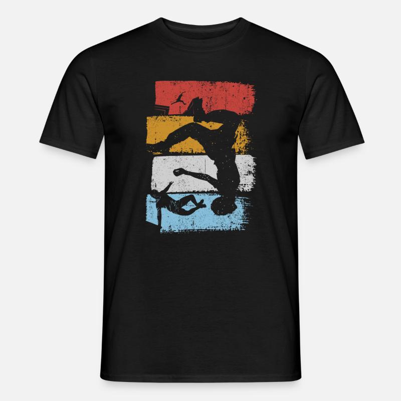 Stripes Sunset Diver Silhouette - Männer T-Shirt - Schwarz