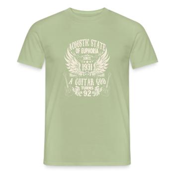 guitarists birthday 1931 vintage 92 years - Men's T-Shirt - sage - Front - AI Model Male 178 light (178cm)