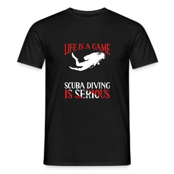 La vie est une plongée sous-marine - T-shirt homme - noir - Devant - AI Model Male 178 light (178cm)