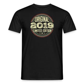 2019 Fêtes D’anniversaire, Un Millésime Légendaire - T-shirt homme - noir - Devant - AI Model Male 178 light (178cm)