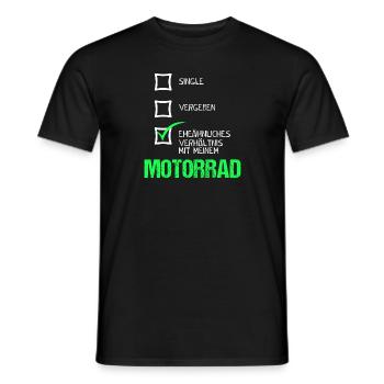 Beziehung mit Motorrad - Geschenk - Männer T-Shirt - Schwarz - Vorne - AI Model Male 178 light (178cm)