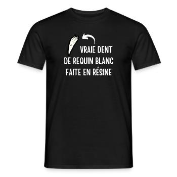 vraie dent de requin blanc faite en résine - T-shirt homme - noir - Devant - AI Model Male 178 light (178cm)
