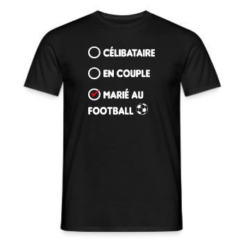 CELIBATAIRE EN COUPLE MARIE AU FOOTBALL - T-shirt homme - noir - Devant - AI Model Male 178 light (178cm)