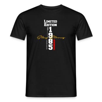 Limited Edition Stay Strong Retro Design - Männer T-Shirt - Schwarz - Vorne - AI Model Male 178 light (178cm)
