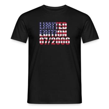 18e anniversaire édition limitée États-Unis 07/2006 - T-shirt homme - noir - Devant - AI Model Male 178 light (178cm)