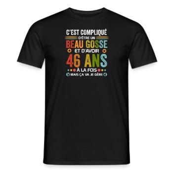 46 ans Cadeau Anniversaire 46 ans Drôle - T-shirt homme - noir - Devant - AI Model Male 178 light (178cm)