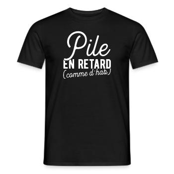 Pile en retard cadeau - T-shirt homme - noir - Devant - AI Model Male 178 light (178cm)