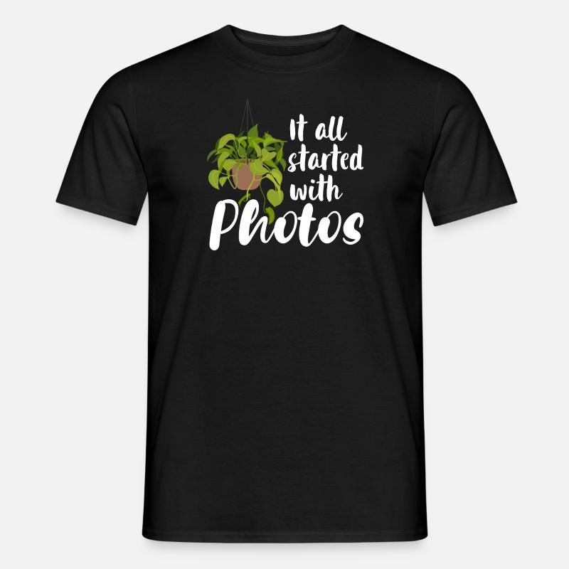 It all started with photos - Männer T-Shirt - Schwarz
