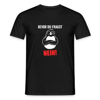 Bevor du fragst Nein Cute Pinguin mit Sonnenbrille - Männer T-Shirt - Schwarz - Vorne - AI Model Male 178 light (178cm)