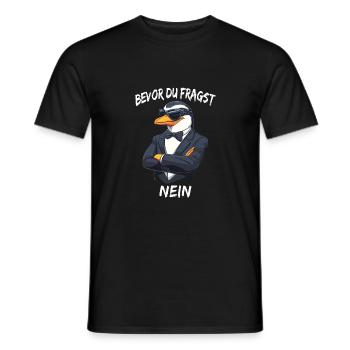 Bevor du fragst Nein Cute Pinguin mit Sonnenbrille - Männer T-Shirt - Schwarz - Vorne - AI Model Male 178 light (178cm)