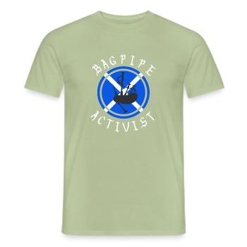 Ecosse, Ecosse, Cornemuse, Cornemuse - T-shirt homme - vert sauge - Devant - AI Model Male 178 light (178cm)
