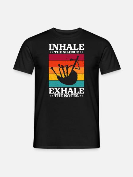 Bagpipe training and bagpipe playing - Men's T-Shirt - black