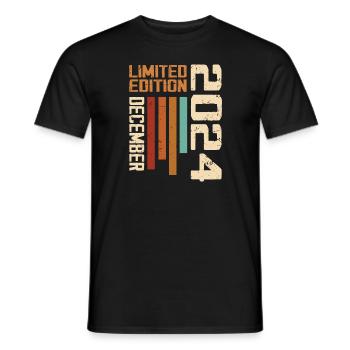 Décembre 2024 - 2024 Décembre - T-shirt homme - noir - Devant - AI Model Male 178 light (178cm)