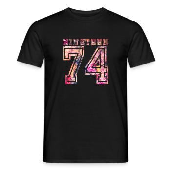 NINETEEN 1974 B - Männer T-Shirt - Schwarz - Vorne - AI Model Male 178 light (178cm)