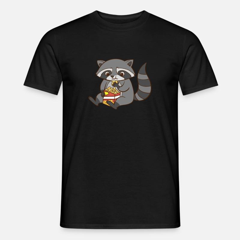 A cute raccoon eats popcorn. - Men’s T-shirt - black