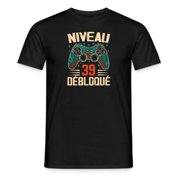 1985 cadeaux 39e Anniversaire, Aventure de 39 Ans - T-shirt homme - noir - Devant - AI Model Male 178 light (178cm)