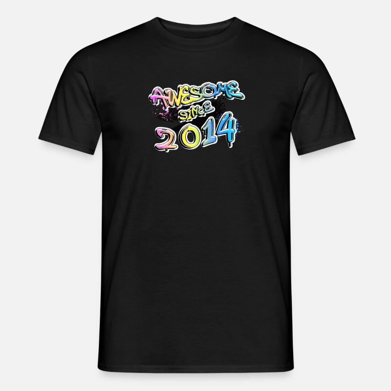 Awesome since 2014 - Männer T-Shirt - Schwarz