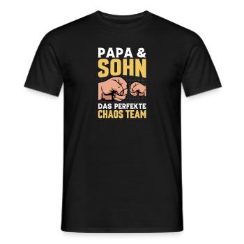 Papa und Sohn Chaos Team Geschenk - Männer T-Shirt - Schwarz - Vorne - AI Model Male 178 light (178cm)