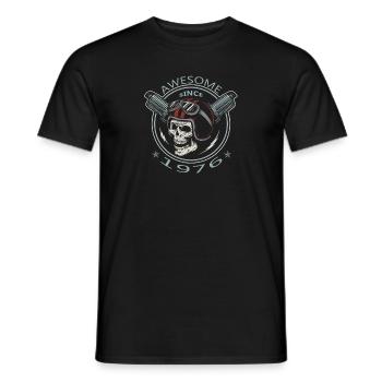 Awesome since 1976, Biker Geburtstag - Männer T-Shirt - Schwarz - Vorne - AI Model Male 178 light (178cm)