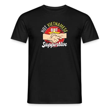 Pas vietnamien mais voyageur de campagne solidaire - T-shirt homme - noir - Devant - AI Model Male 178 light (178cm)