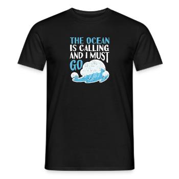 Der Ozean ruft und ich muss gehen Kite Board Surf - Männer T-Shirt - Schwarz - Vorne - AI Model Male 178 light (178cm)