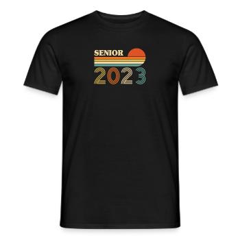 Retro Senior 2023 Back to School Class Of 2023 - Männer T-Shirt - Schwarz - Vorne - AI Model Male 178 light (178cm)