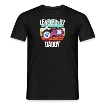 Daddy / Papa Level freigeschaltet - Männer T-Shirt - Schwarz - Vorne - AI Model Male 178 light (178cm)