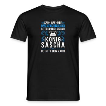Sascha Namensshirt mit lustigem König Spruch - Männer T-Shirt - Schwarz - Vorne - AI Model Male 178 light (178cm)