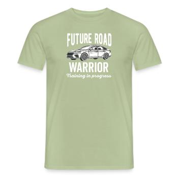 Neue Fahrschüler Mädchen Frauen Mutter Tochter - Männer T-Shirt - Sage - Vorne - AI Model Male 178 light (178cm)