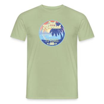 juste, marié, années, il y a, hommes, femmes, argent - T-shirt homme - vert sauge - Devant - AI Model Male 178 light (178cm)