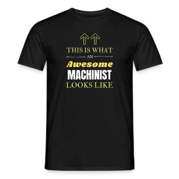 So sieht ein großartiger Maschinist aus - Männer T-Shirt - Schwarz - Vorne - AI Model Male 178 light (178cm)