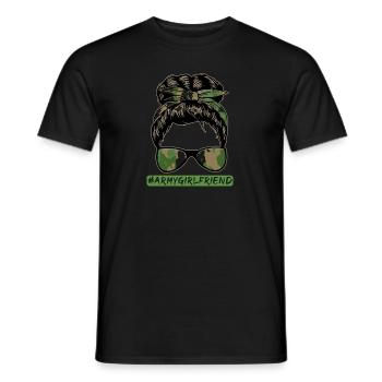 Army Girlfriend - Männer T-Shirt - Schwarz - Vorne - AI Model Male 178 light (178cm)