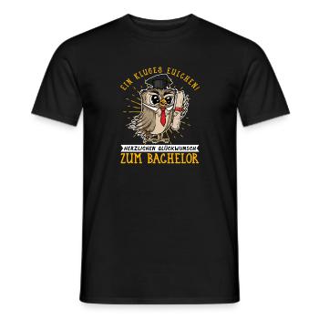 Kluges Eulchen Herzlichen Glückwunsch zum Bachelor - Männer T-Shirt - Schwarz - Vorne - AI Model Male 178 light (178cm)