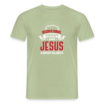 Lustige Ergotherapeut Geschenkidee für Ergotherape - Männer T-Shirt - Sage - Vorne - AI Model Male 178 light (178cm)