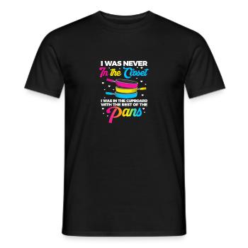 I Was Never In The Closet - Männer T-Shirt - Schwarz - Vorne - AI Model Male 178 light (178cm)