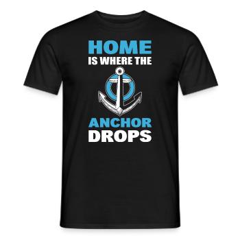 Home Is Where The Anchor Drops Bootskapitän - Männer T-Shirt - Schwarz - Vorne - AI Model Male 178 light (178cm)